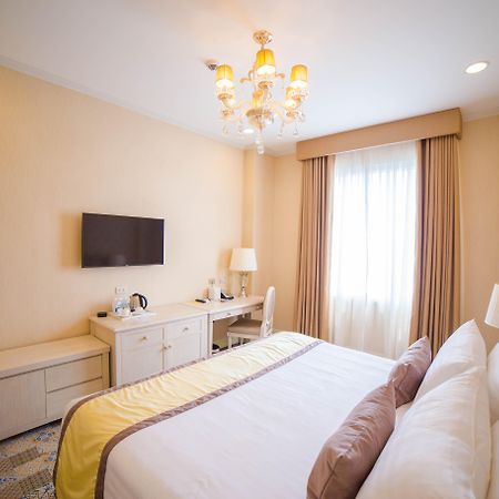 ริซัล พาร์ค โฮเทล  Hotel มะนิลา ภายนอก รูปภาพ