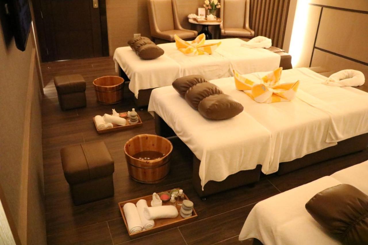 ริซัล พาร์ค โฮเทล  Hotel มะนิลา ภายนอก รูปภาพ