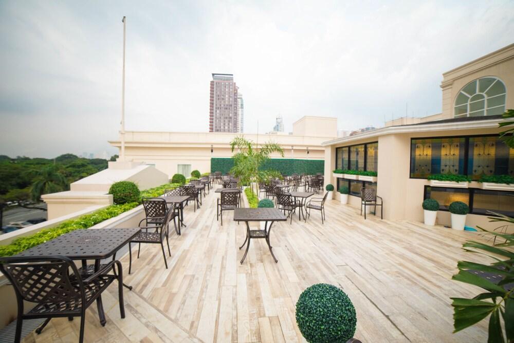 ริซัล พาร์ค โฮเทล  Hotel มะนิลา ภายนอก รูปภาพ