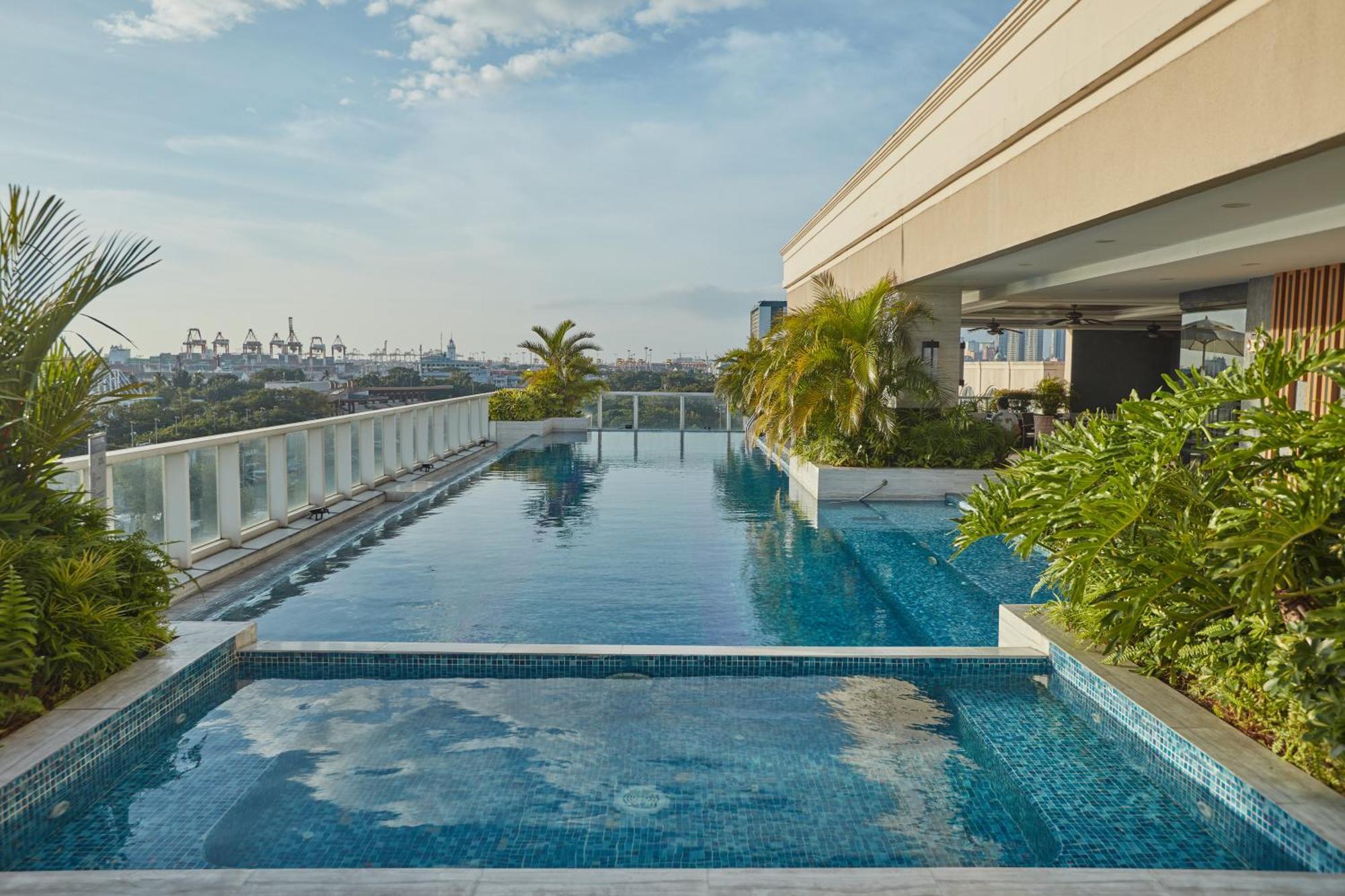 ริซัล พาร์ค โฮเทล  Hotel มะนิลา ภายนอก รูปภาพ